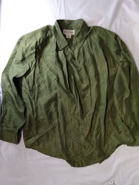 Relaxed Olive Green Button-Down Shirt Size 38 - Classic Collar